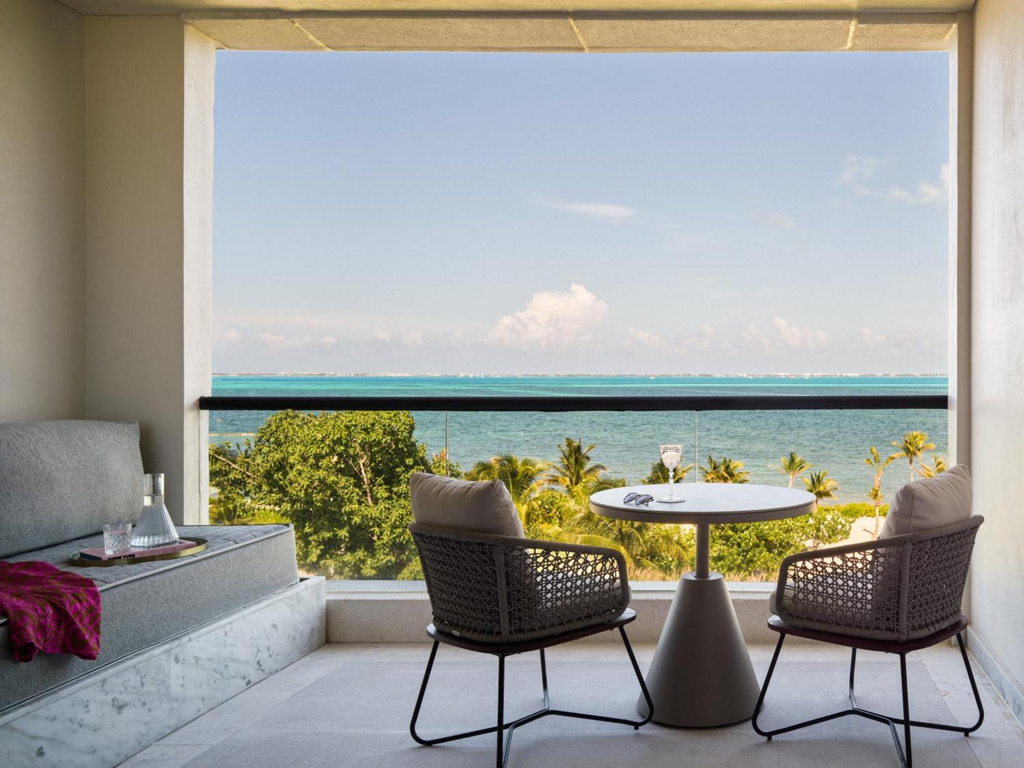 Resort Sls Playa Mujeres 5*